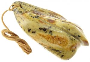 Кулон рифлений з бурштину